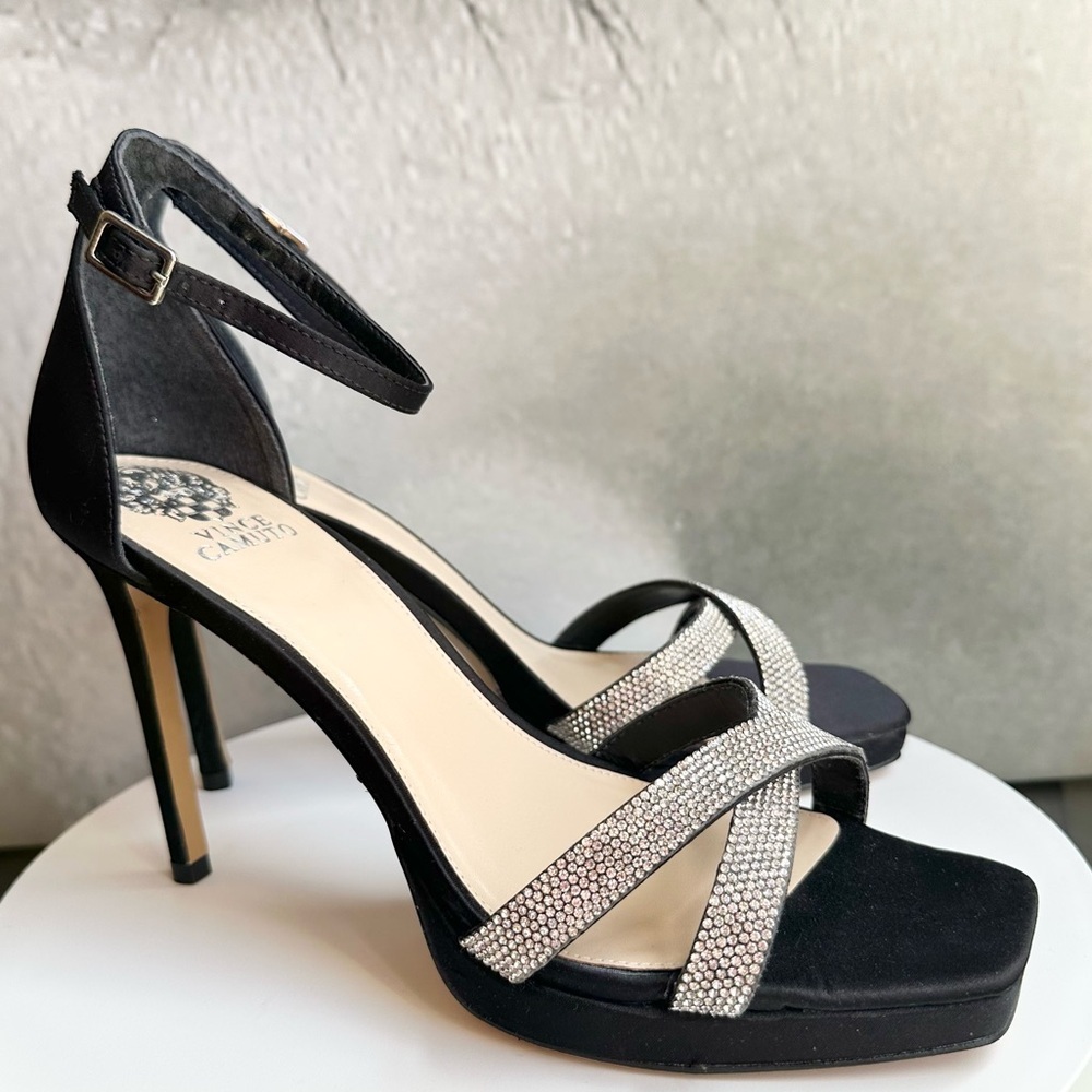 🌸VINCE CAMUTO🌸 Kalvira Black Sandal Size: 10M - Picture 5 of 12